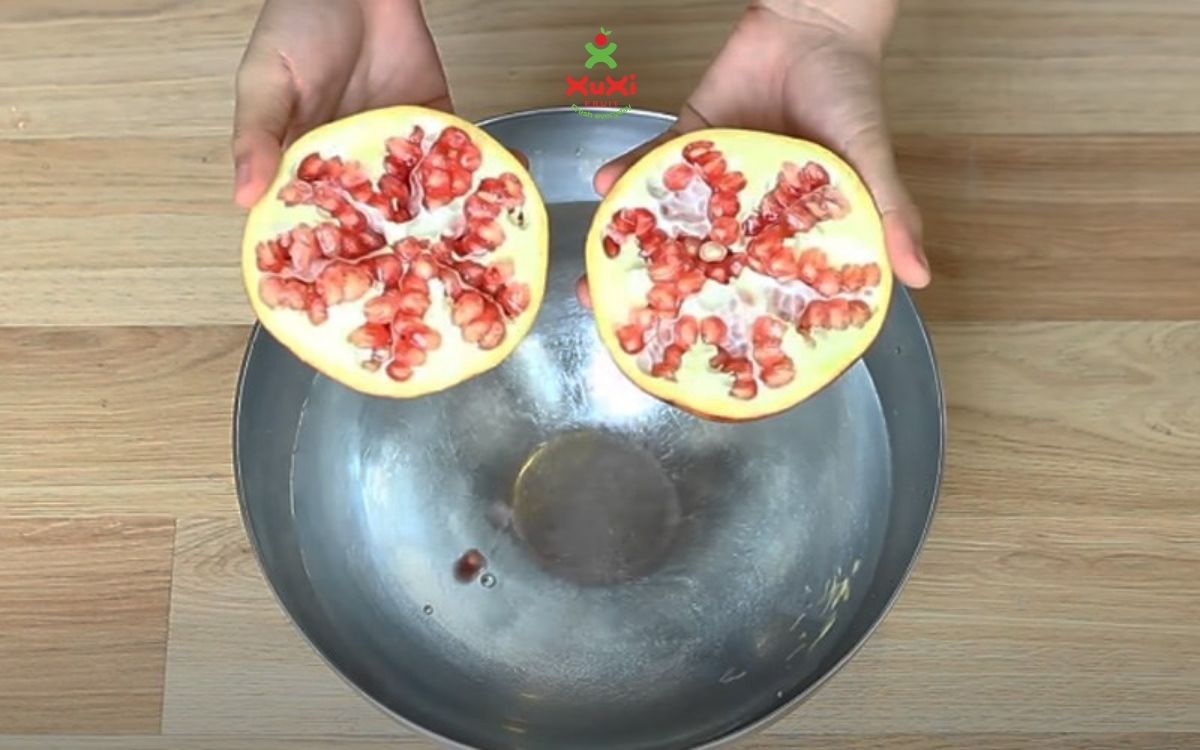 cách tách hạt lựu nhanh