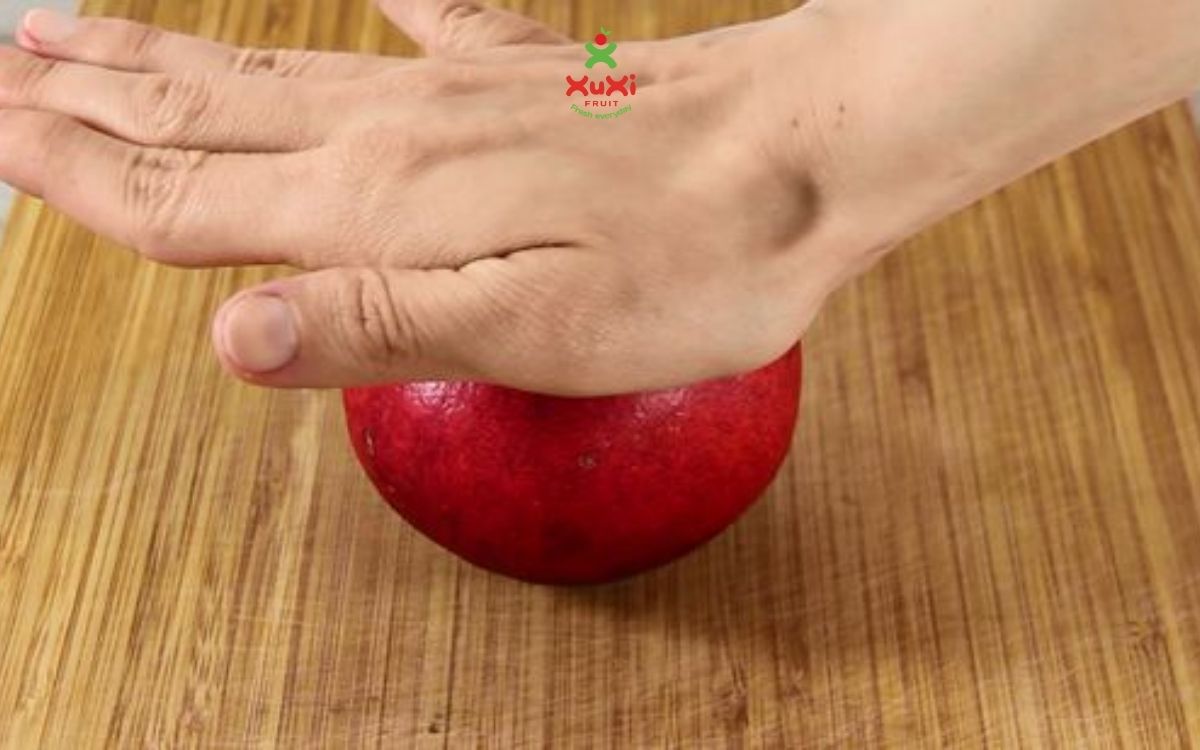 cách tách hạt lựu nhanh